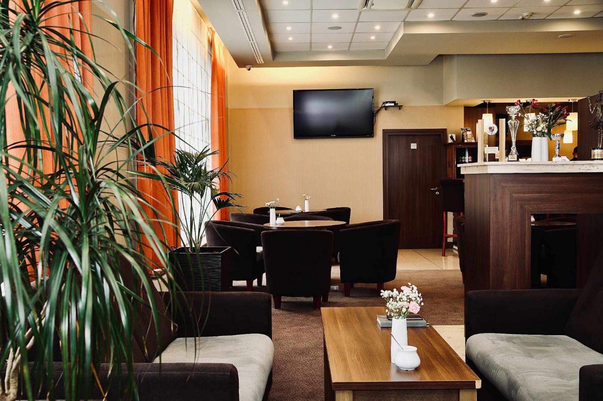 Hotel Teczowy Mlyn Kielce Exterior photo