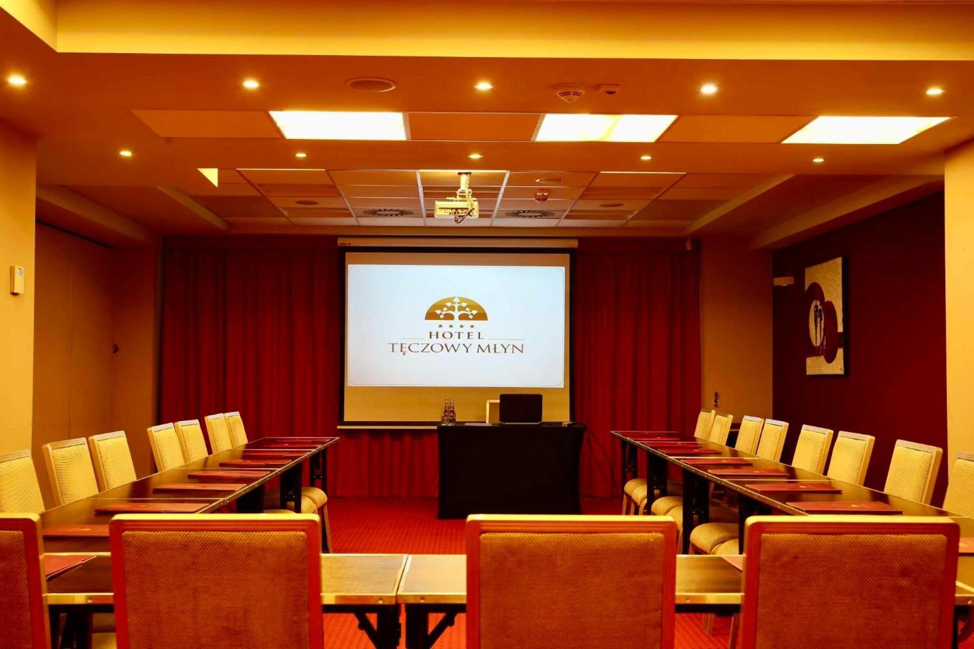 Hotel Teczowy Mlyn Kielce Exterior photo