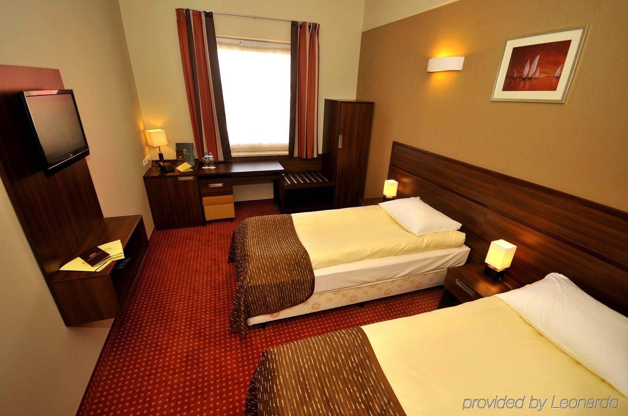 Hotel Teczowy Mlyn Kielce Room photo
